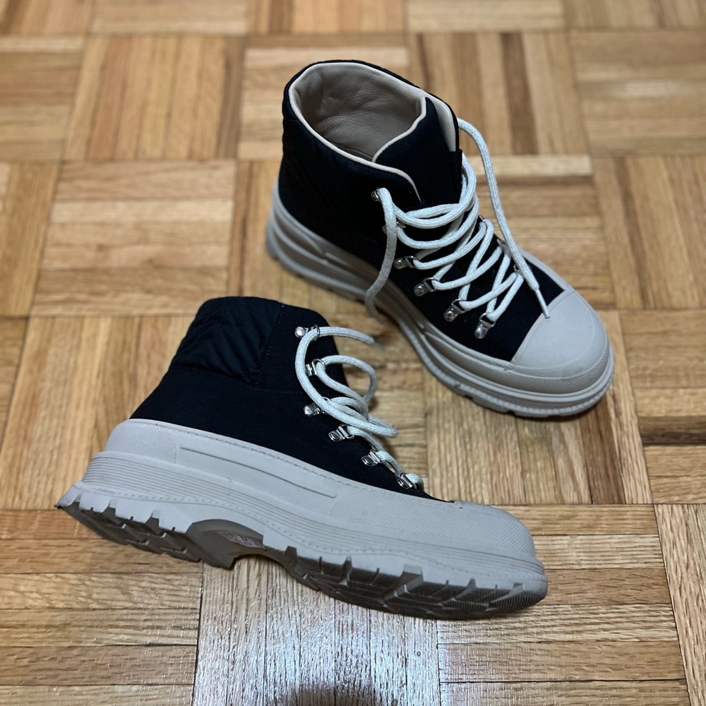 Montelliana 1964 boots